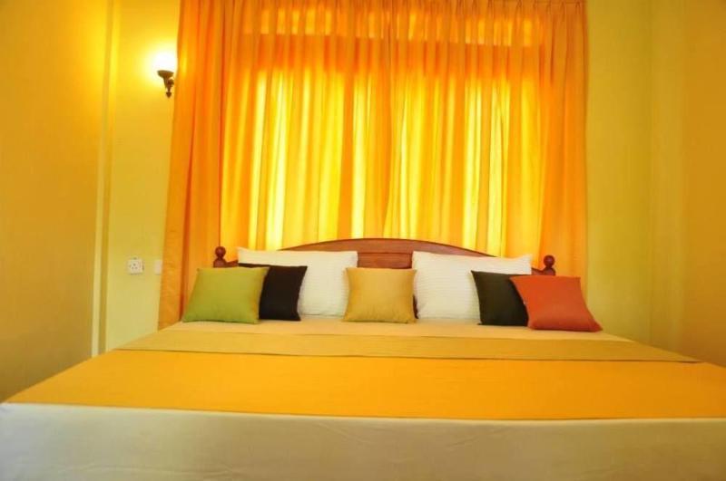 Palm Beach Inn & Sea Shells Cabanas Bentota Kültér fotó